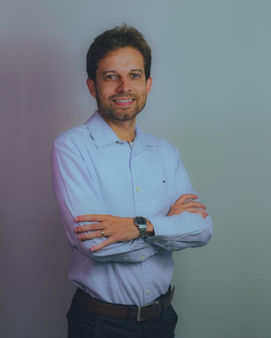 Dr. Ivo Rocha Neto, oftalmologista